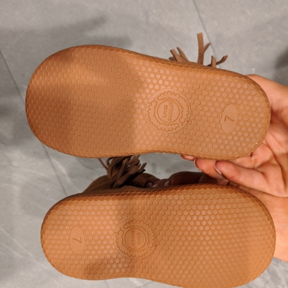 Live & Luca Fringe boots - Picture 2 of 7